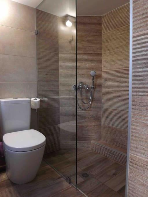אתונה Luxury Studio With Unique View Of The Acropolis מראה חיצוני תמונה